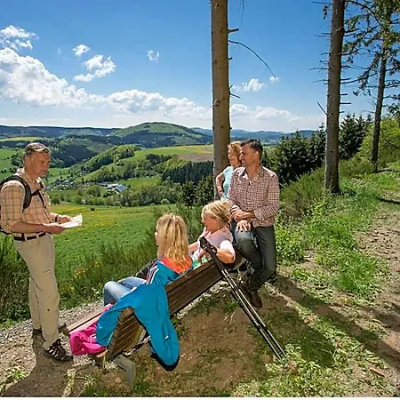 Schieferhof 3*