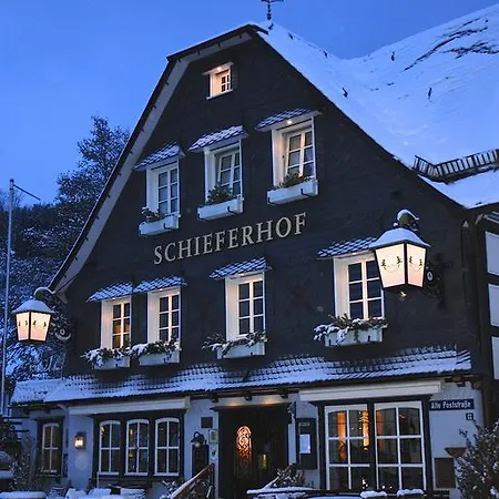 Schieferhof Hotell